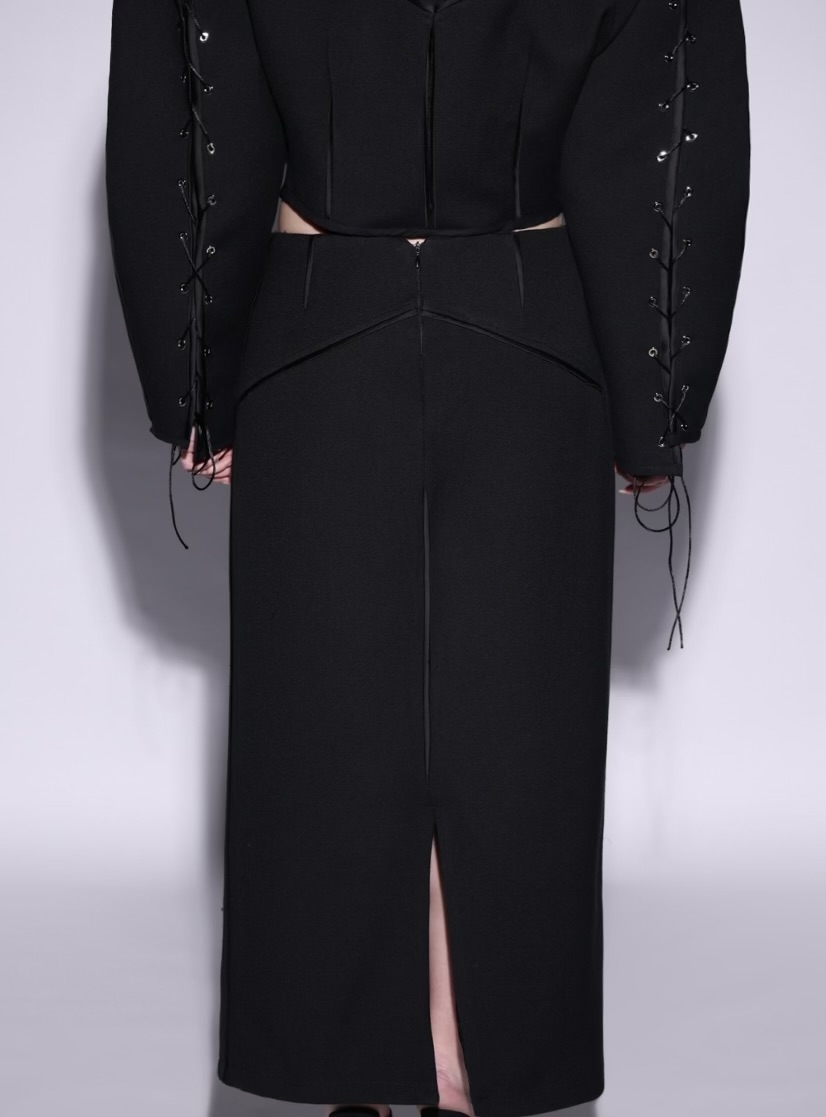 Sharp Line Skirt  view 2