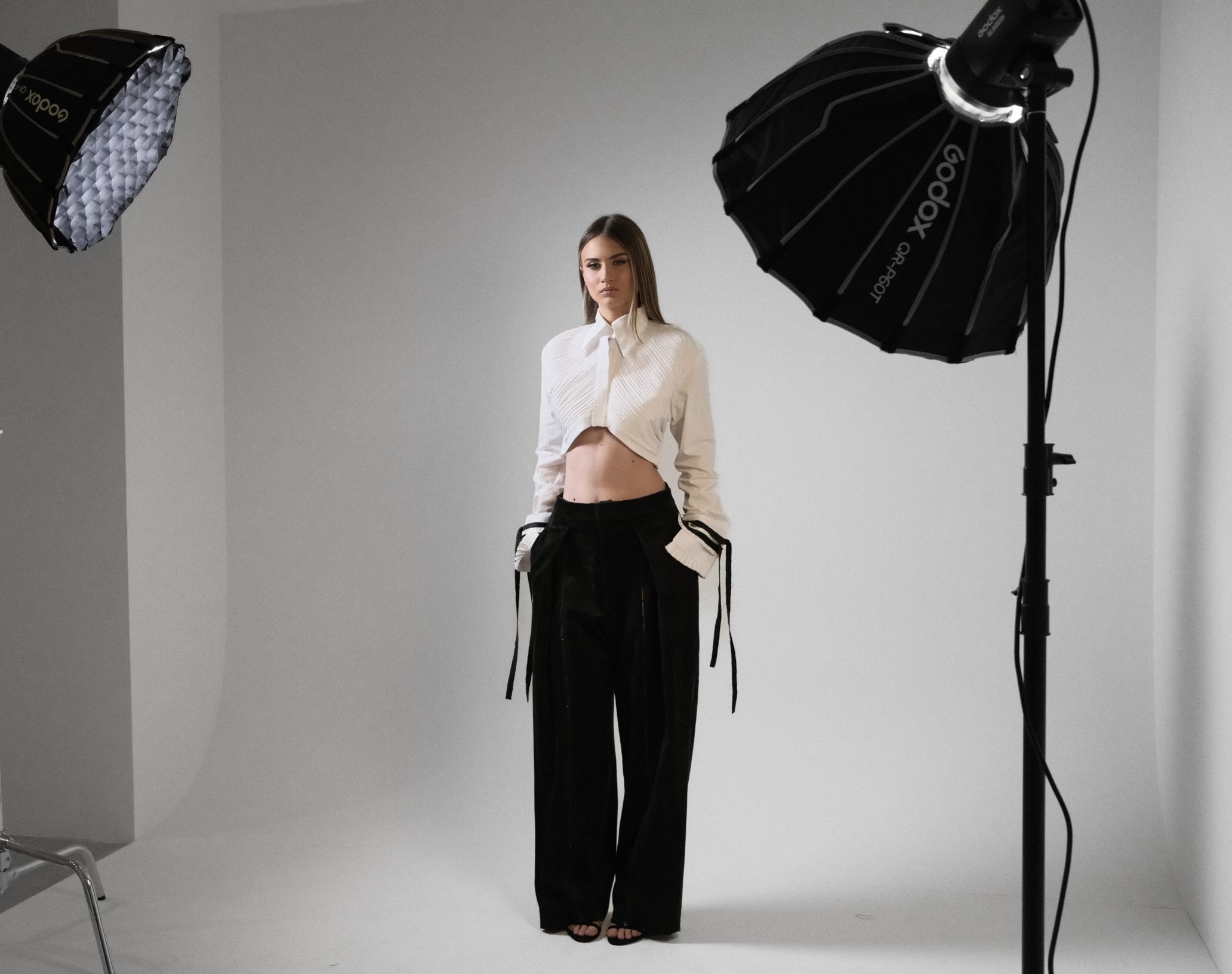 Open-Back Cropped Shirt